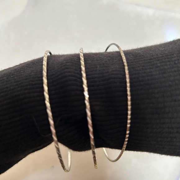 3 slim bracelets - Picture 6 of 8